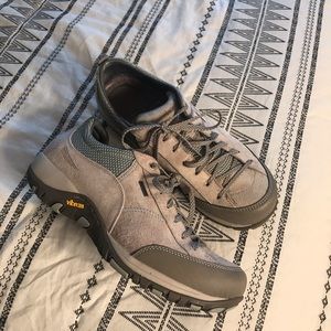 Dansko Women’s Shoes